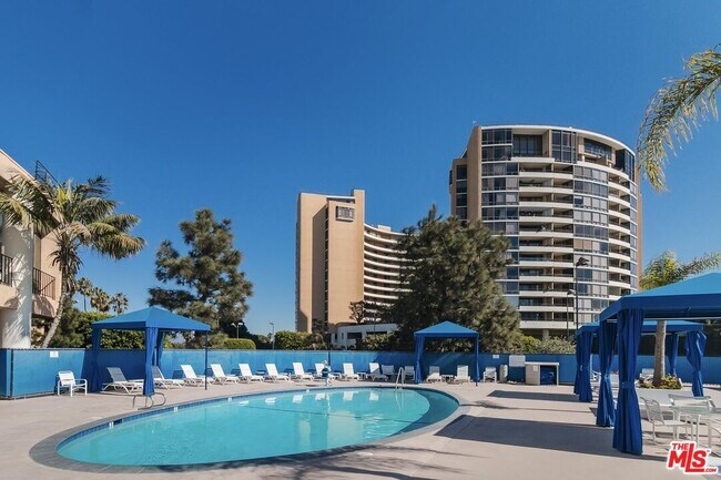 Building Photo - 4316 Marina City Dr