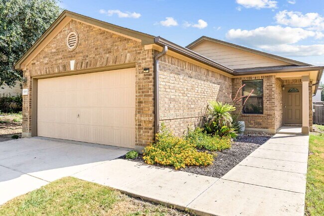 Building Photo - "Charming 3-Bedroom Oasis with 2 Full Baths – Your Perfect Retreat in Schertz!"