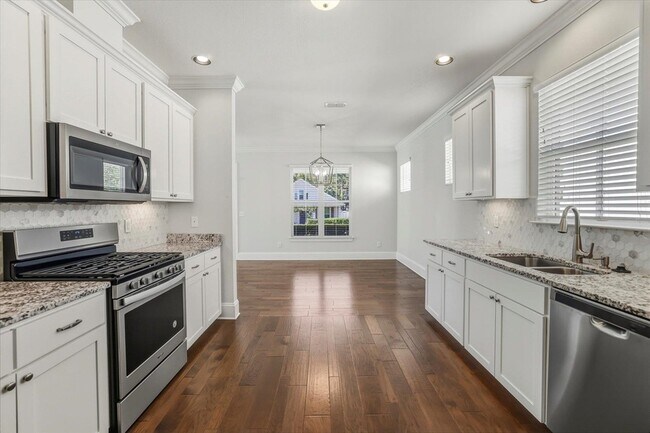 Building Photo - 1743 Brush Hill Rd