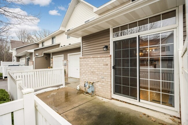 Building Photo - 8347 Kimball Dr