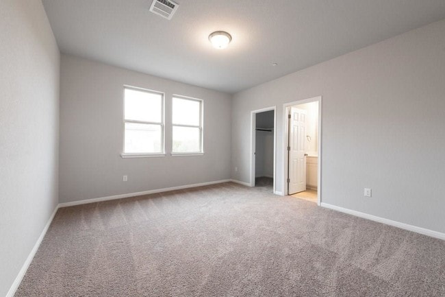 Building Photo - 3240 E Whitestone Blvd