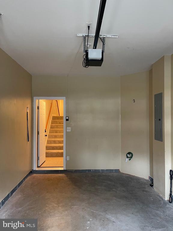 Building Photo - 7287 Elkridge Crossing Way