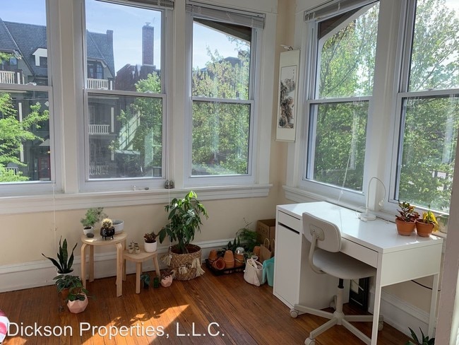 Building Photo - 2712 Grove Ave