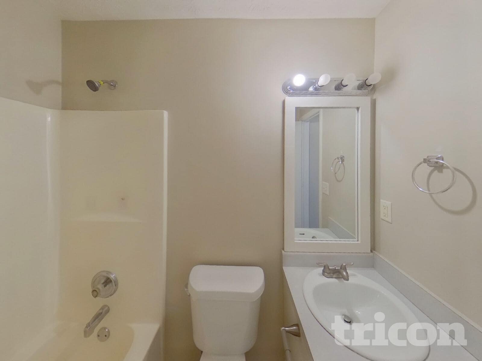 Building Photo - 165 Bridge Landing