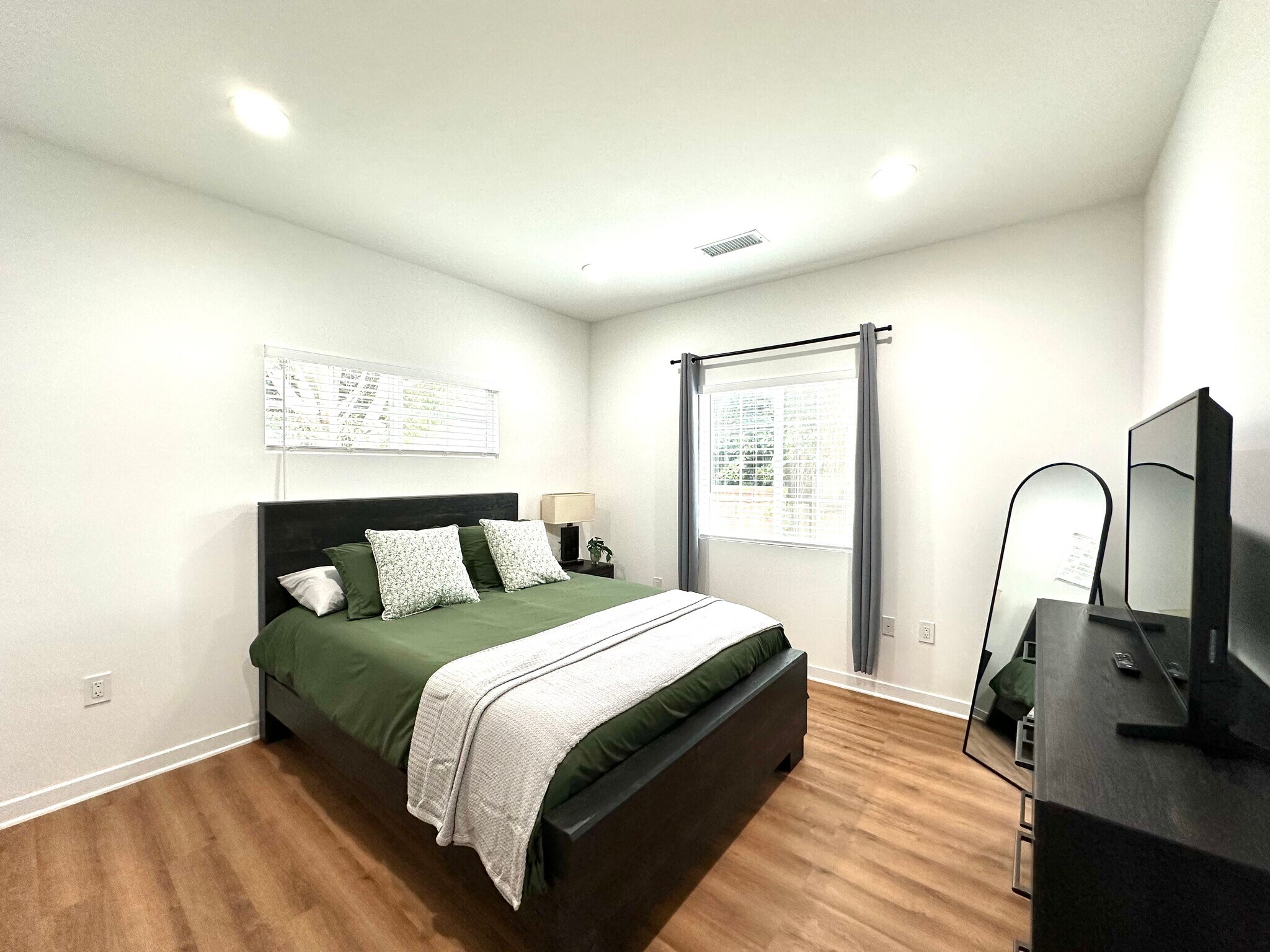 2nd Bedroom - 12053 Gurley Ave