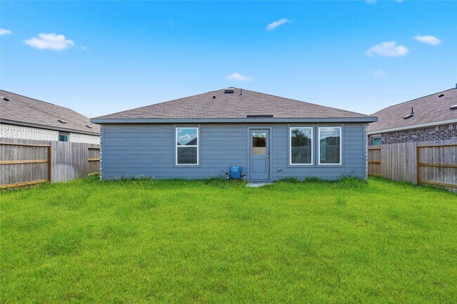 Building Photo - 9323 Speckled Trout Dr