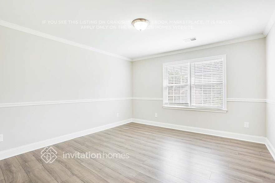 Building Photo - 1522 Oakmoor Pl