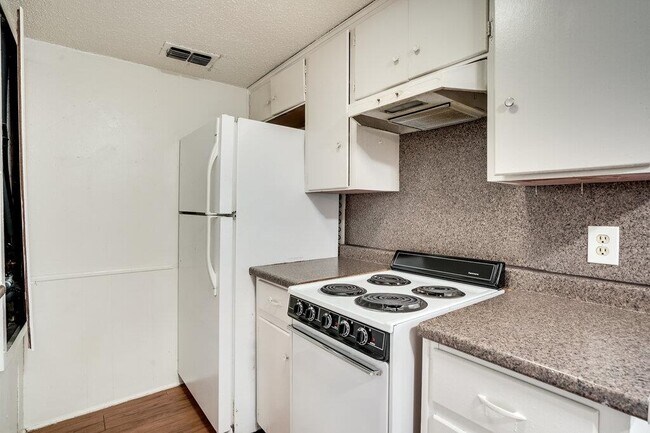 Building Photo - 3707 Tom Green St