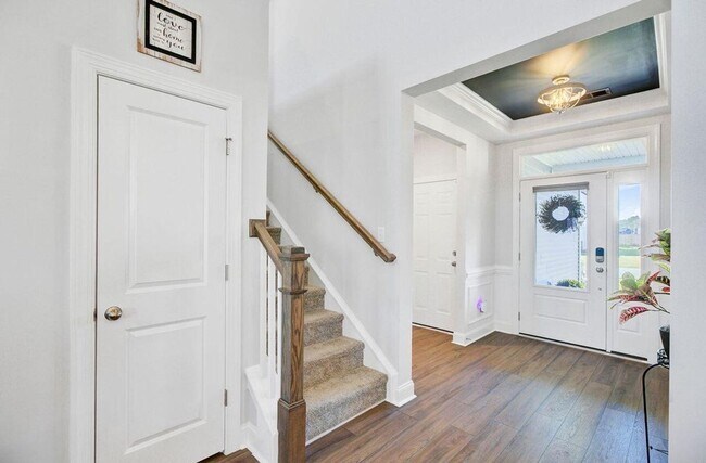 Building Photo - 3 Bedroom, 2.5 Bathroom Home in Oakley Pointe - Moncks Corner