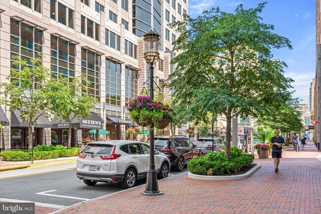 Building Photo - 12001 Market St