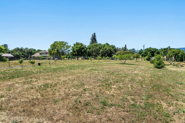Building Photo - Watsonville: Tranquil Home & Ranch/Farm on...