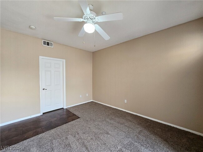 Building Photo - 5855 Valley Dr