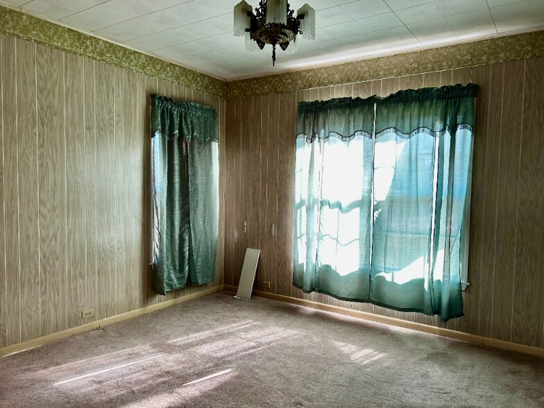 Building Photo - 222 Woodruff St