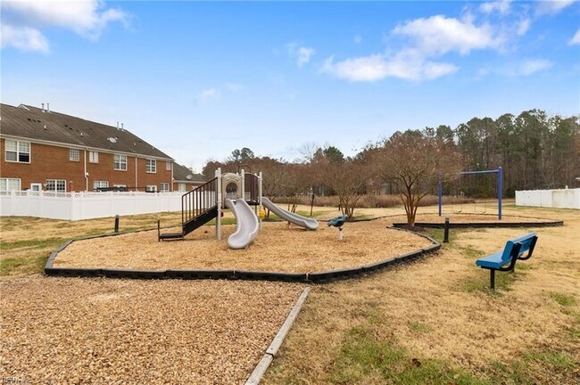Building Photo - 112 Mount Vernon Ct
