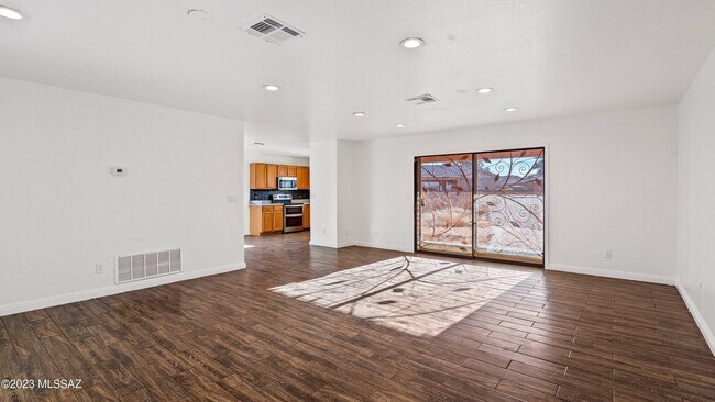 Building Photo - 6428 Buckaroo Loop