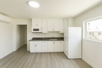 Building Photo - 11201 S Main St