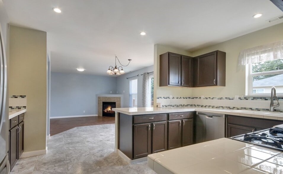 Building Photo - 20204 17th Avenue Ct E