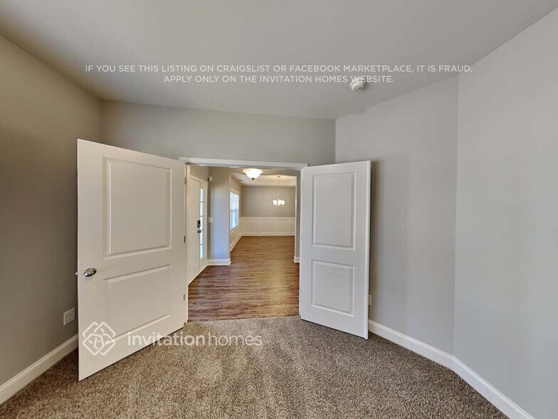 Building Photo - 330 Wood Point Way