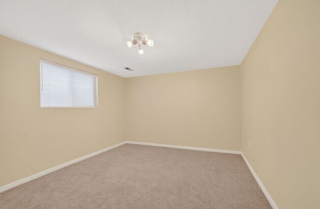 Building Photo - 1788 E Tramway Dr