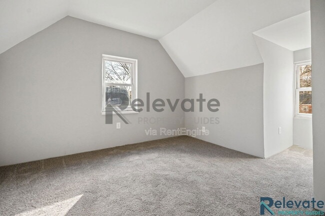 Building Photo - 4005 Peregrine Rd