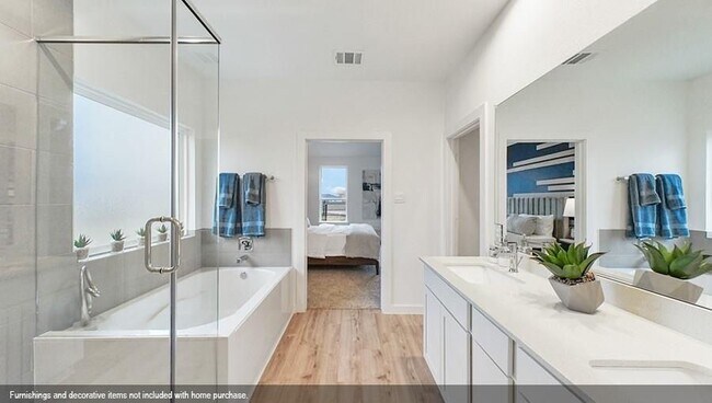 Building Photo - 1517 Sunrise Gables Dr