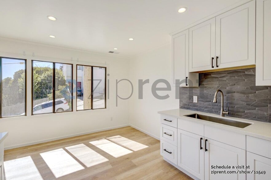 Building Photo - 122 Ordway St