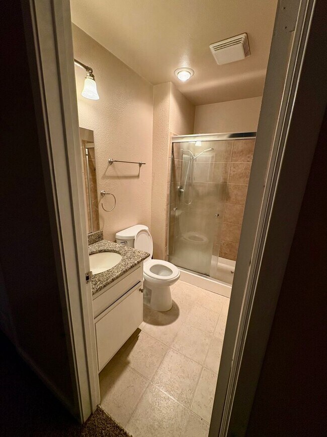 Building Photo - 7748001/51 C/O