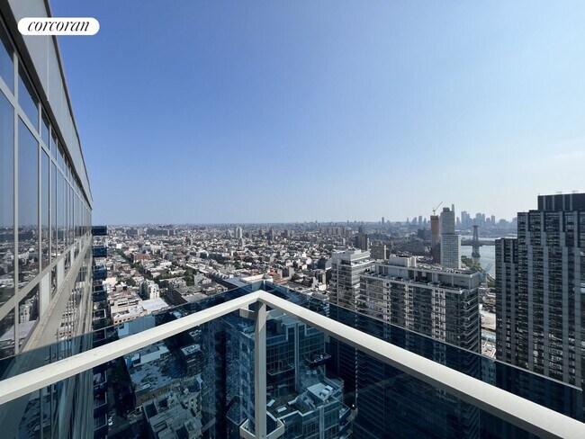 Building Photo - 2 N 6th Pl