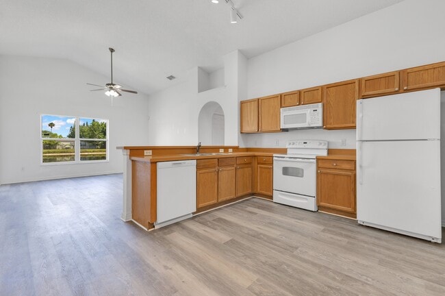Building Photo - 7931 Oakstone Ct