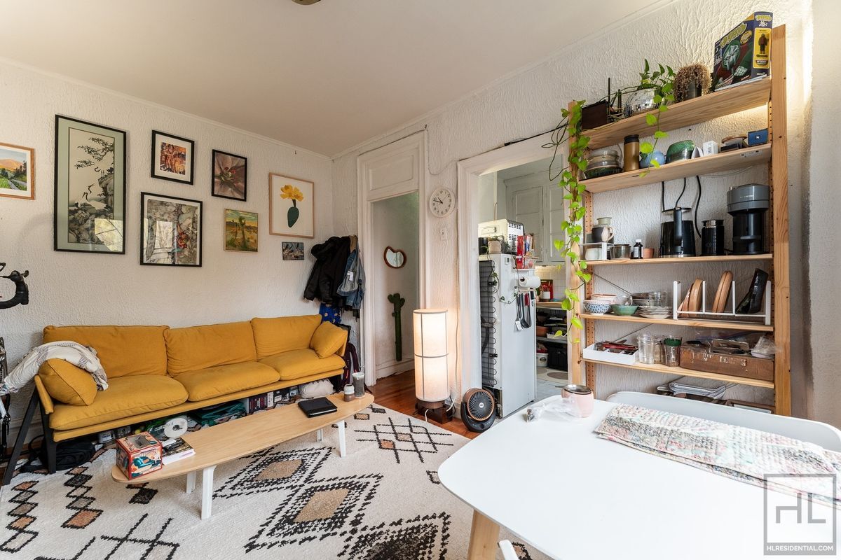 Building Photo - 15 STREET