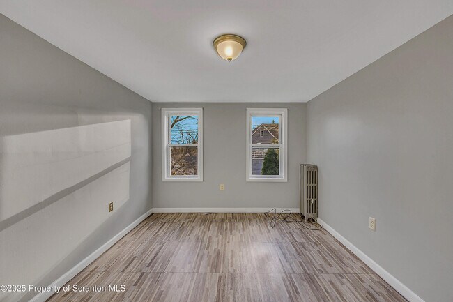 Building Photo - 232 Ferdinand St