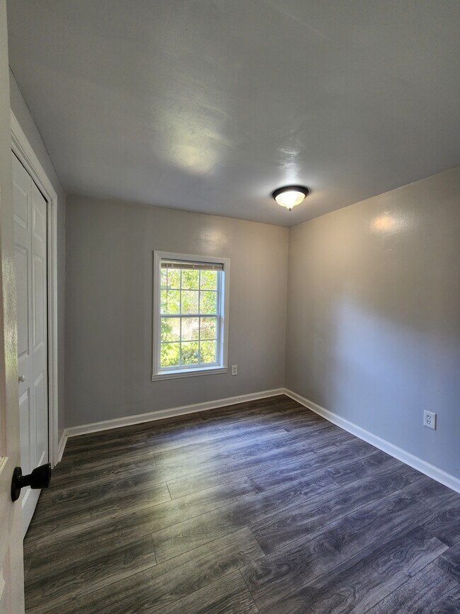 Building Photo - 2108 Tennessee Ave