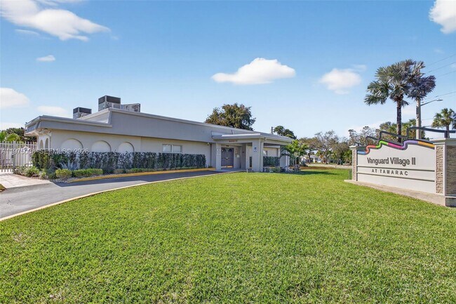 Building Photo - 7613 NW 67th Ave