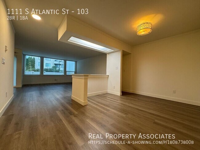 Building Photo - 1111 S Atlantic St