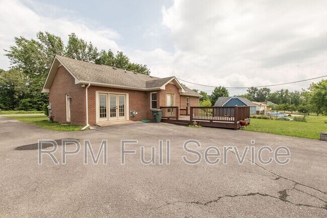 Building Photo - 626 Fowler Ford Rd