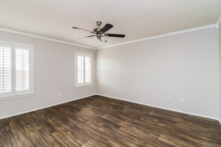 Building Photo - 1201 Gray Dawn Dr