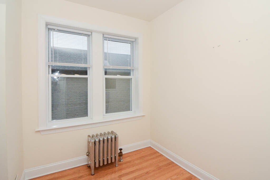 Building Photo - 2600 N Kimball Ave