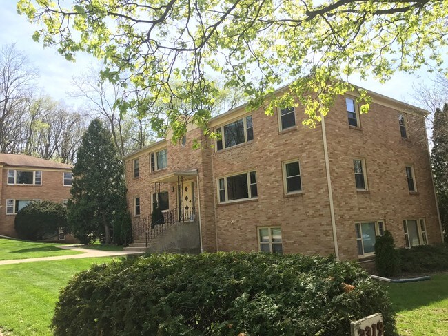 Building Photo - 3315 Harvey St