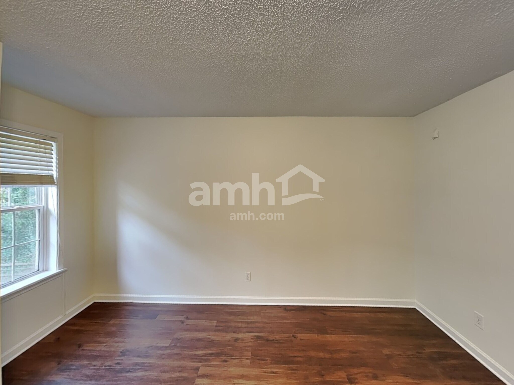 Building Photo - 11538 Laurel View Dr