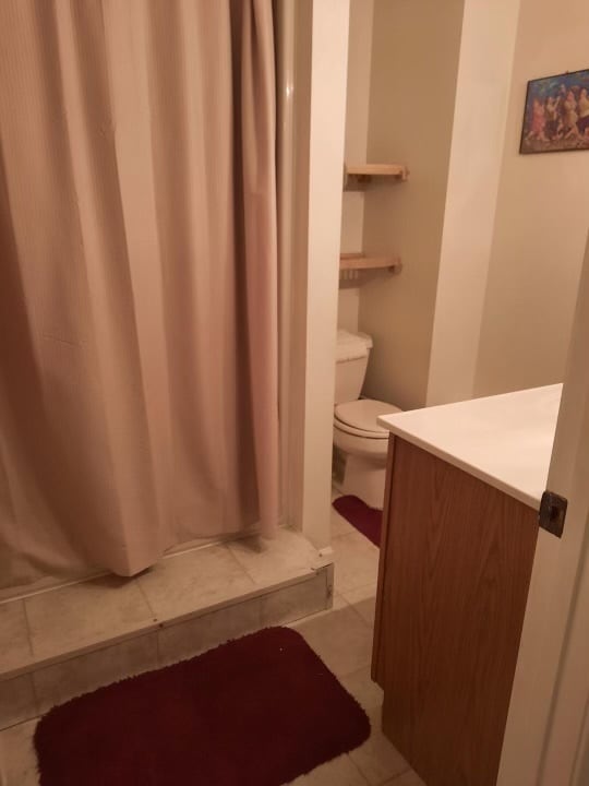 Building Photo - 118 Elles Ave