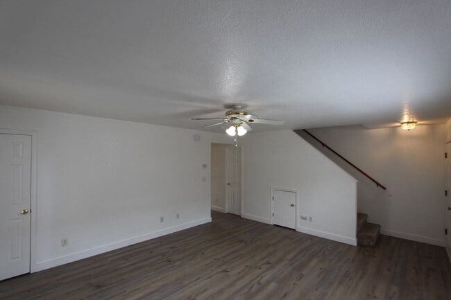 Building Photo - 2115 N West St