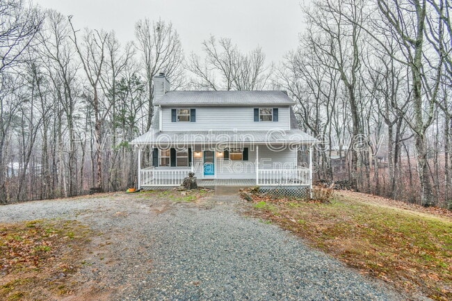 Primary Photo - 495 Washboard Rd
