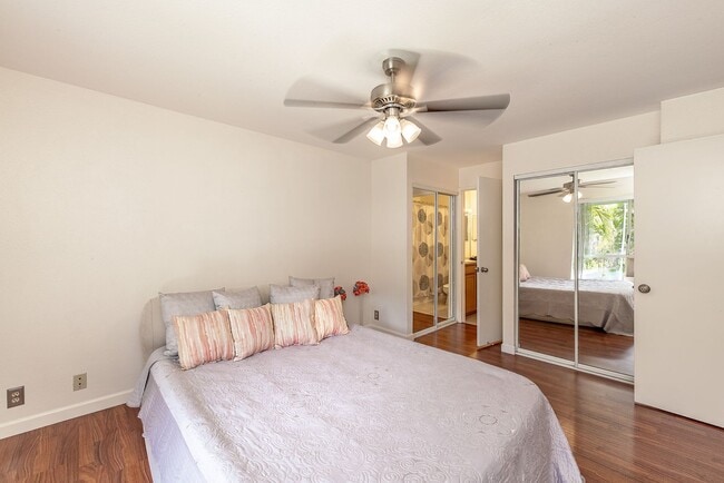 Building Photo - Pool Community and Pet Friendly Home