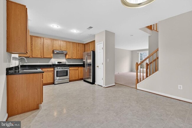 Building Photo - 7568 Great Swan Ct