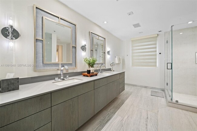 Building Photo - 13633 Deering Bay Dr