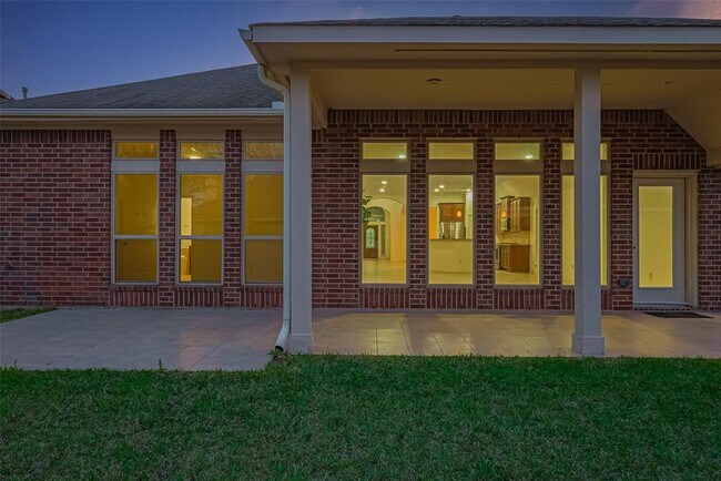 Building Photo - 6010 Le Moyne Pass Ln