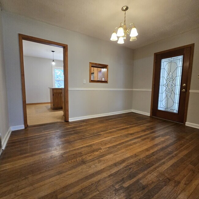 Building Photo - Fantastic Full Brick Ranch