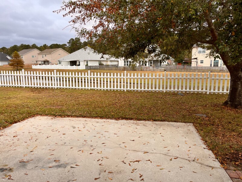 Building Photo - 232 Pampas Dr