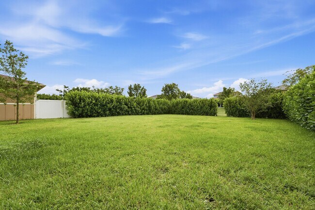 Building Photo - 1261 Deer Hvn Dr