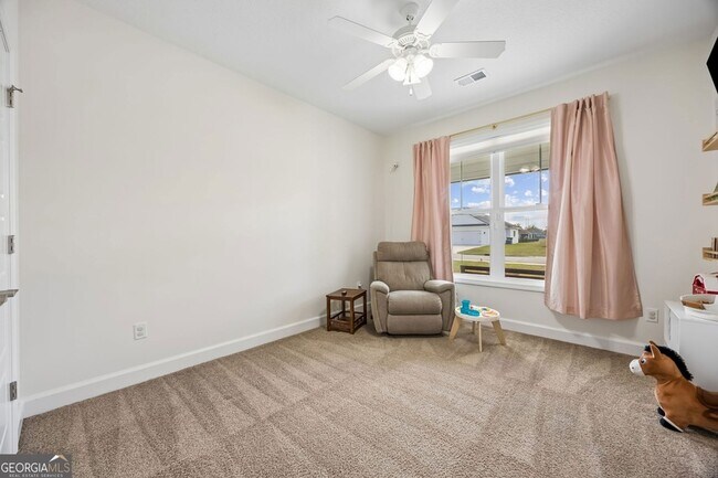 Building Photo - 152 Verano St